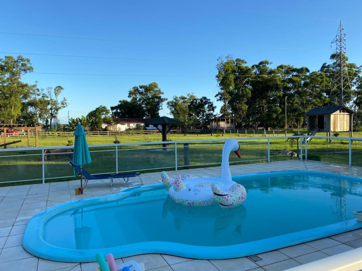Haras Trevo De Ferro, Praia, Piscina E Campo Torres Exterior photo