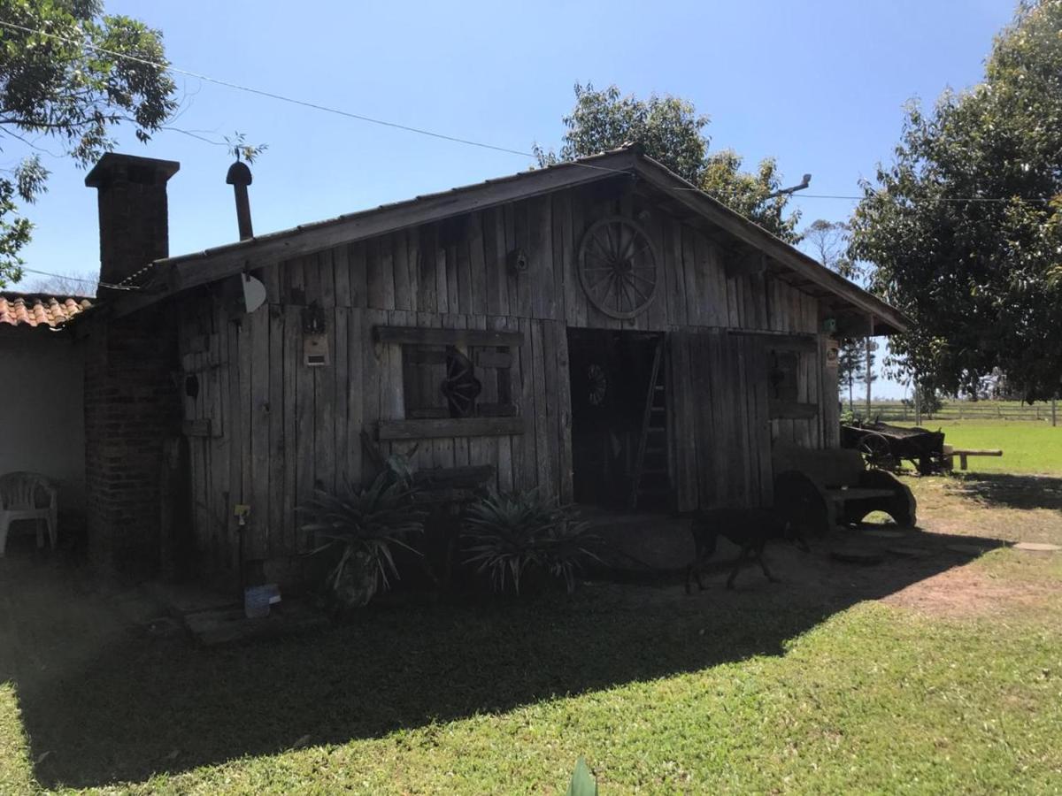 Haras Trevo De Ferro, Praia, Piscina E Campo Torres Exterior photo